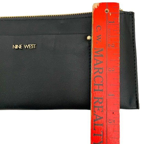 NWT Nine West Elongated Wristlet Accessory in Black Handbag Purse Clutch Gift - Picture 7 of 10